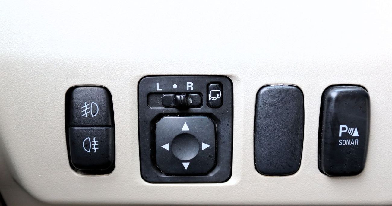 ميتسوبيشي باجيرو GLS Highline 3.5L (186 HP)