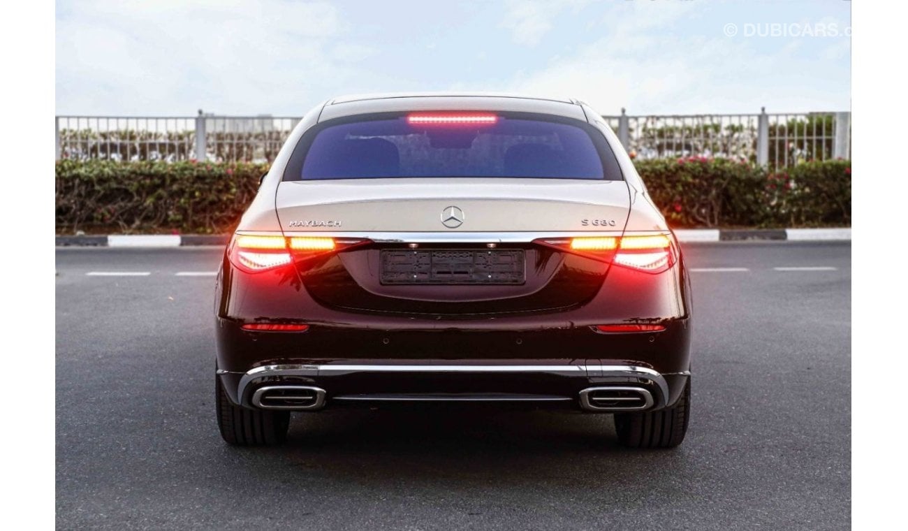 Mercedes-Benz S 680 2022 Maybach S680 - Ultra Luxury Saloon with High-tech Sophistication