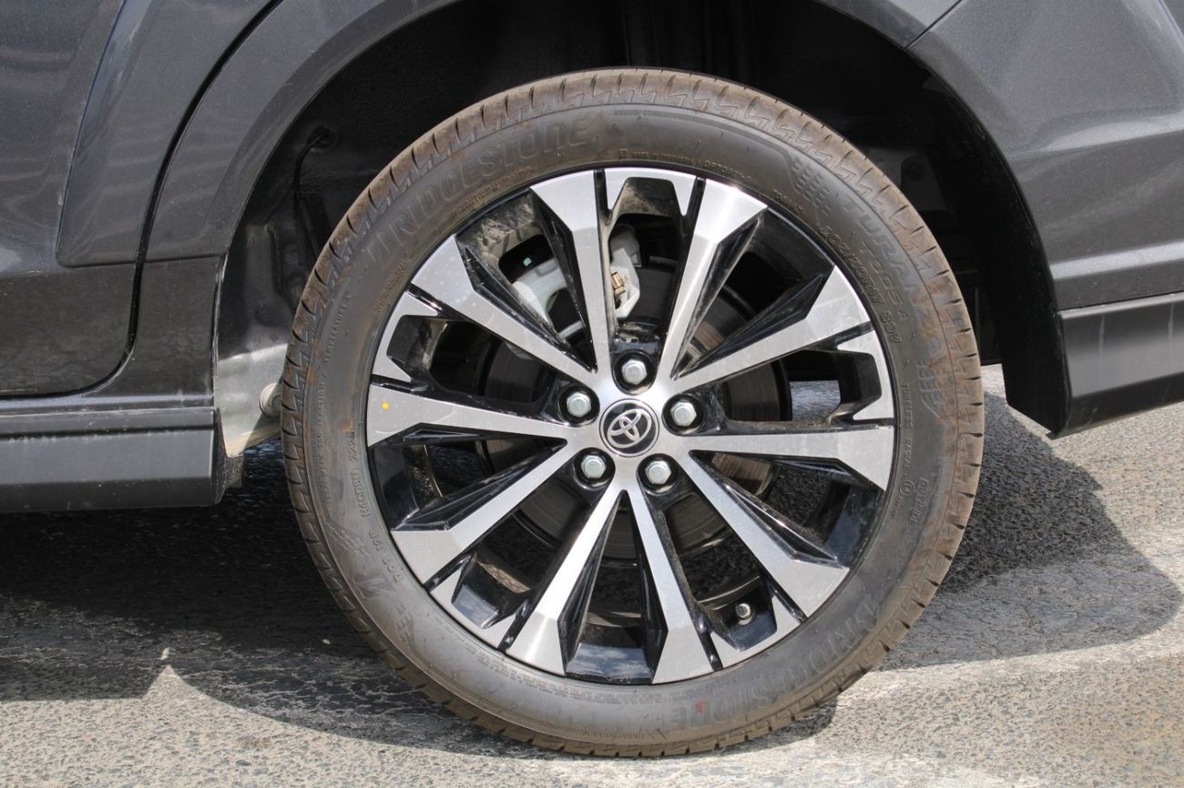 تويوتا فيلوز TOYOTA VELOZ 1.5L PETROL FWD GRADE V  AUTO