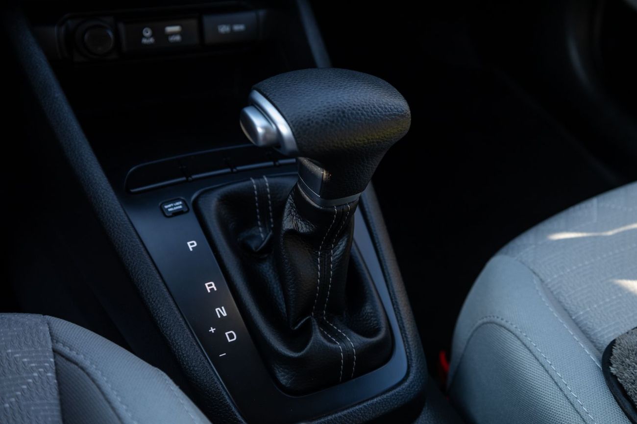 Kia Rio EX 1.4L (107 HP) Hatchback