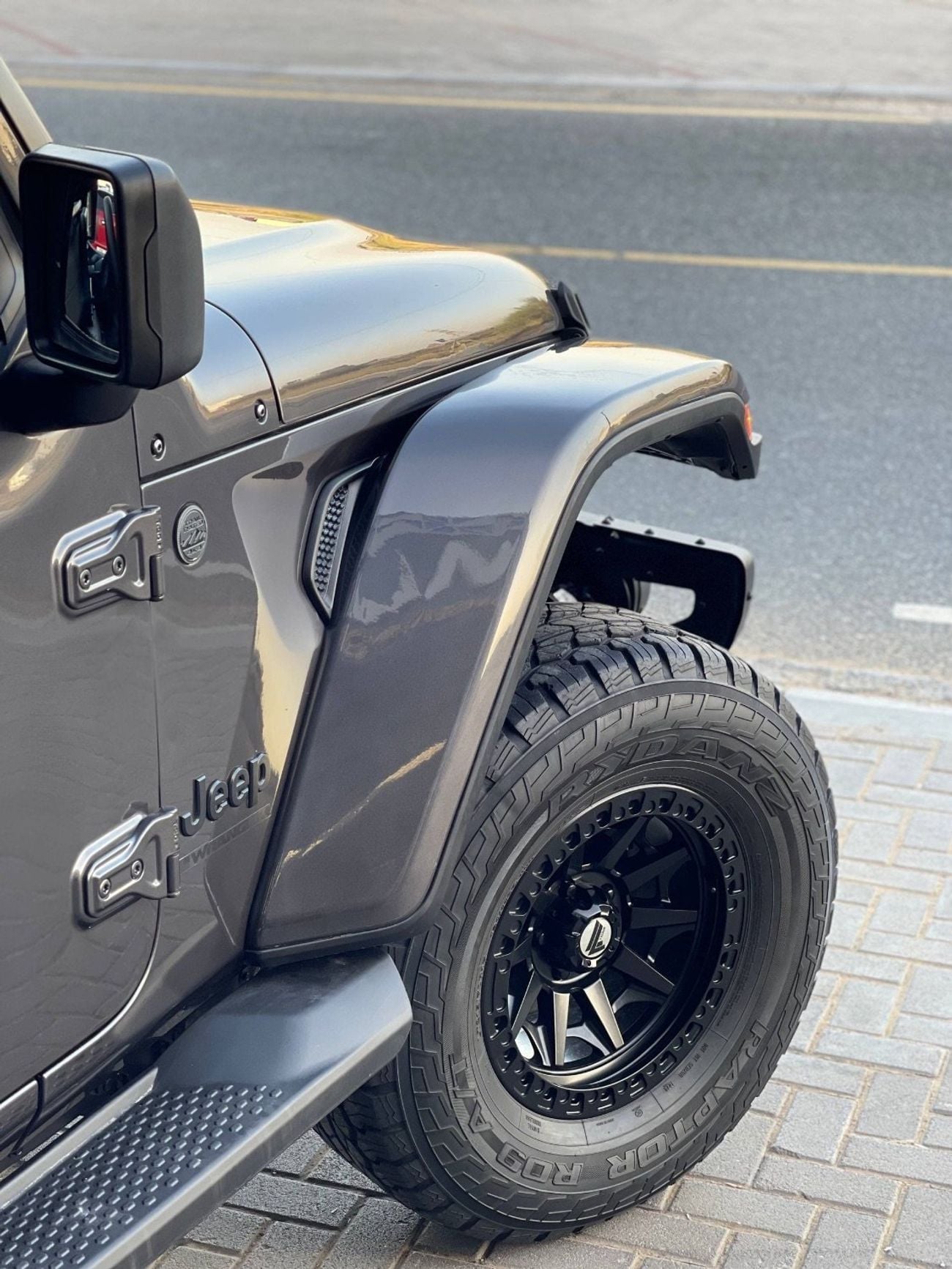 Jeep Wrangler Unlimited Sport 3.6L A/T JL / 3.6L V6 / RADAR /HURRICANE ADJUSTABLE /RADAR / LINE ASSIST / LOW MILEA