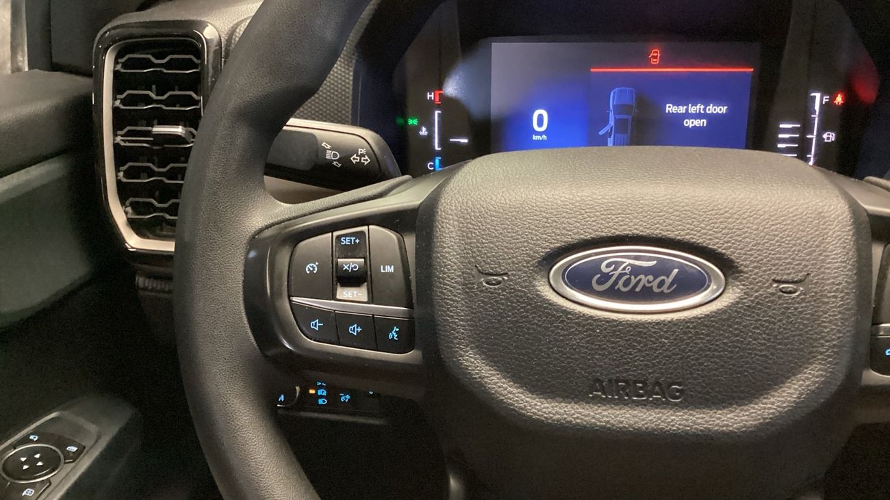 Ford Everest 2.3 XLS 4WD AUTO CLOTH OFF ROAD 18ALW | Guaranteed Warranty | 0 Down Payment