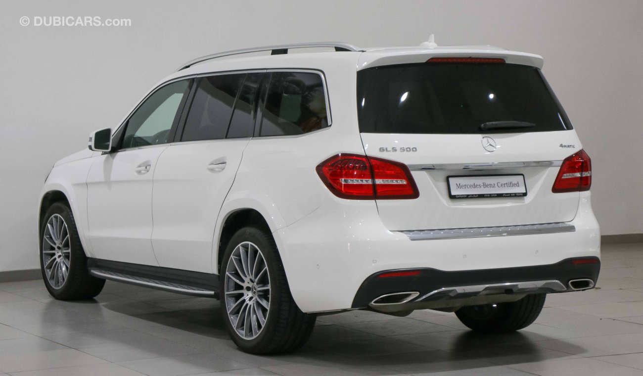 Mercedes-Benz GLS 500 4MATIC low mileage with warranty till 10/11/2023 and service package till 10/11/2022