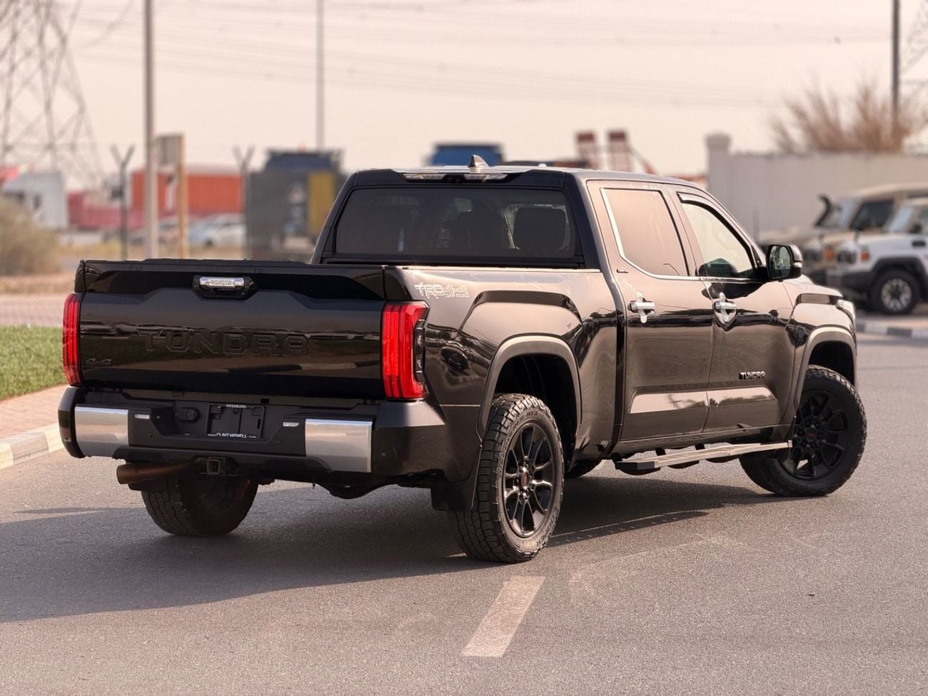 Toyota Tundra Full option/ 360 camera, leather seats 2023