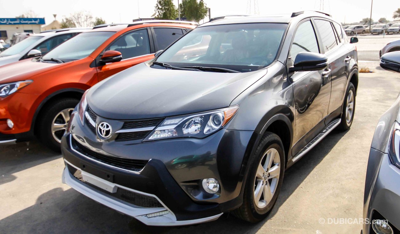 Toyota RAV4 XLE AWD