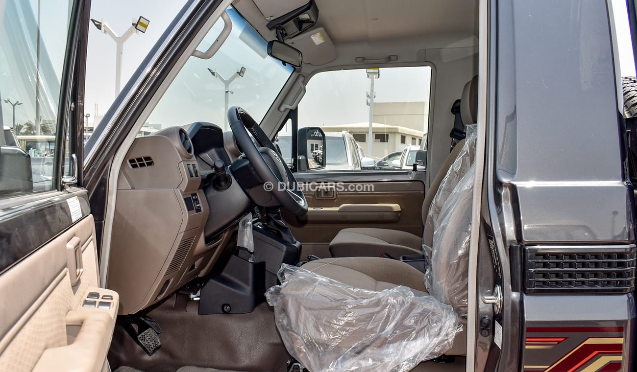 Toyota Land Cruiser Pick Up SC LX 4.0L V6 YM 2024