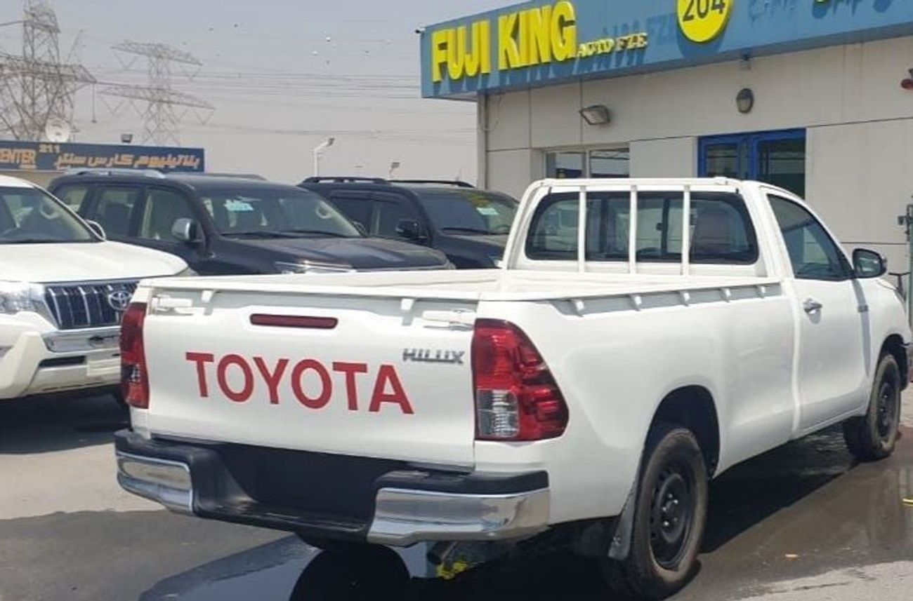 تويوتا هيلوكس GLX 2.7L Single Cab Utility RWD