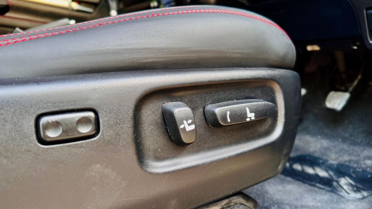 Toyota Hilux OFF ROAD MODIFIED | RHD | AWINING CAMPING TENT | 2018 | 2.8L DIESEL ENGINE | POWER SEAT | MANUAL TRA