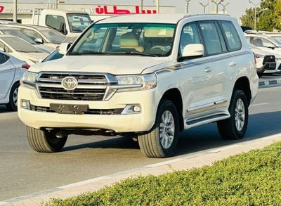 Toyota Land Cruiser VXR+ 5.7L