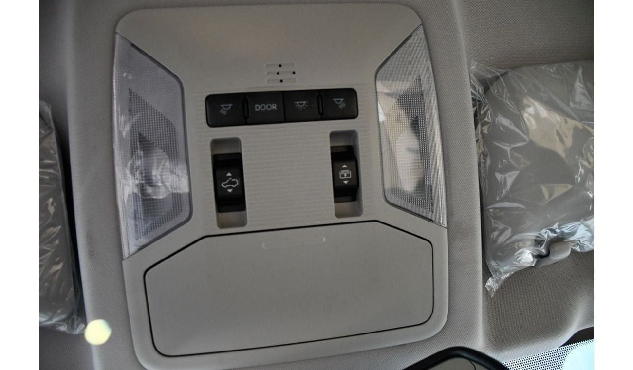 Toyota RAV4 Limited 2.5L Hybrid With Rader Full Option