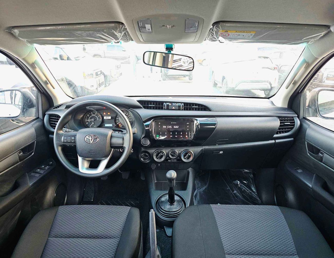 Toyota Hilux DLX-G1 | NARROW BODY | M/T | 2.4L V4 DIESEL | 4WD (CODE # DLX-G1)