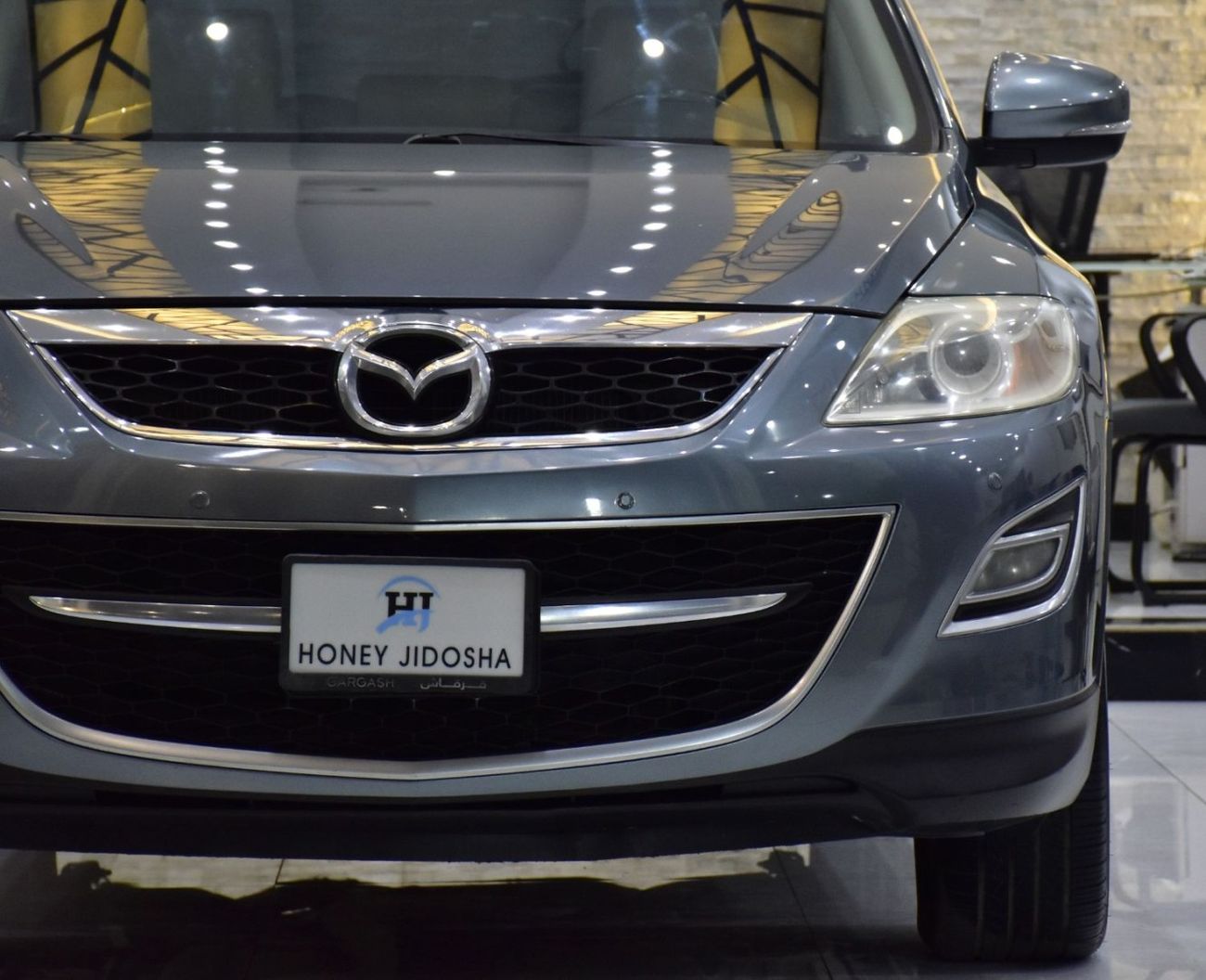 Mazda CX9 EXCELLENT DEAL for our Mazda CX-9 ( 2010 Model ) in Grey Color GCC Specs