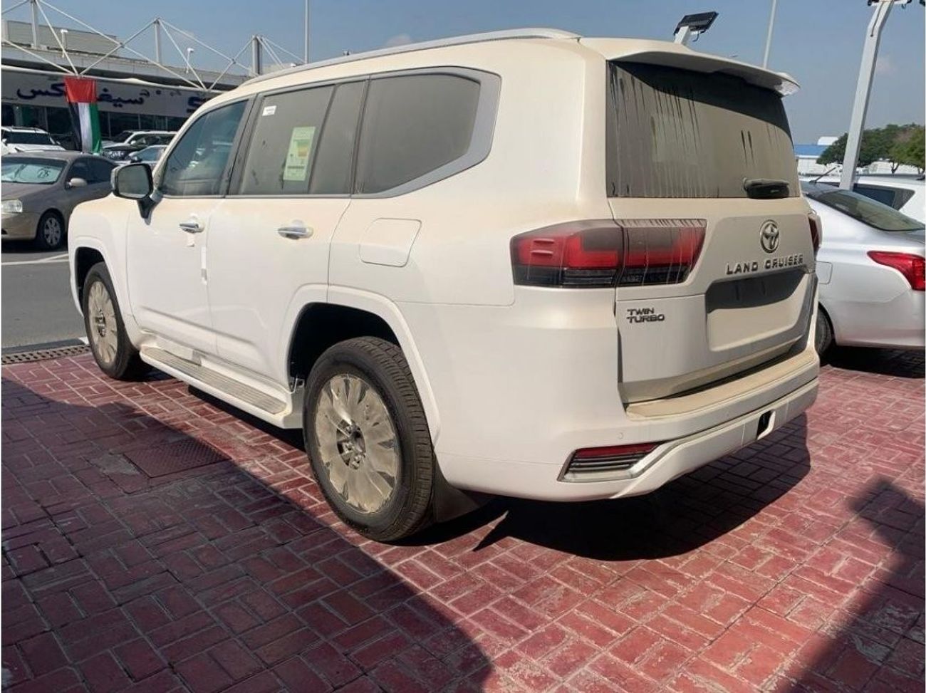 تويوتا لاند كروزر Land cruiser 3.5L VXR V6 full option
