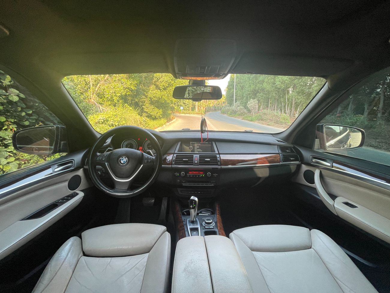 BMW X5 xDrive 50i 4.4L