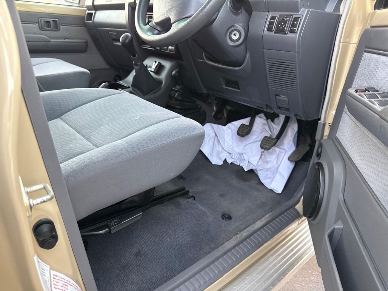 Toyota Land Cruiser Pick Up Double Cabin 4.5L