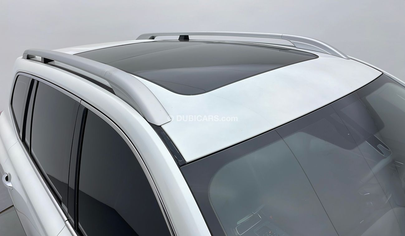 أم جي RX8 LUX 2000