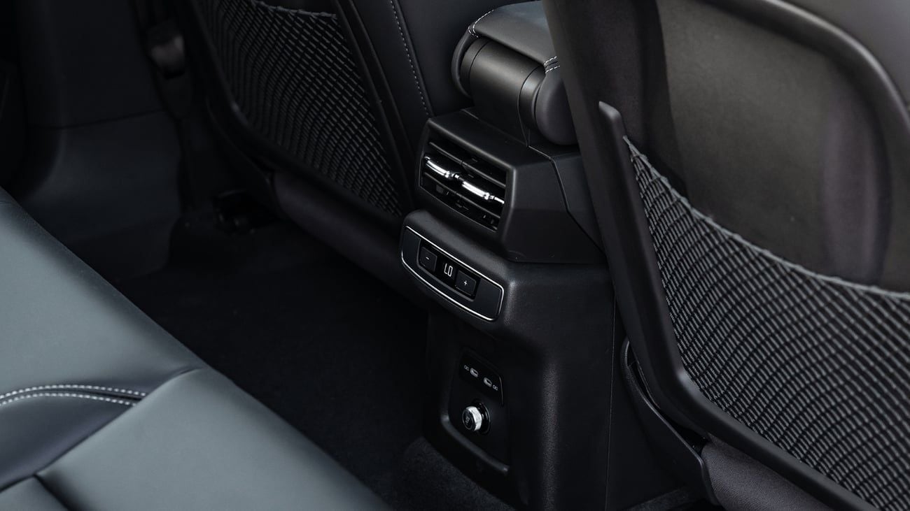 Audi Q4 2025 | AUDI E-TRON Q4 TOP VERSION [ EXPORT ONLY ]