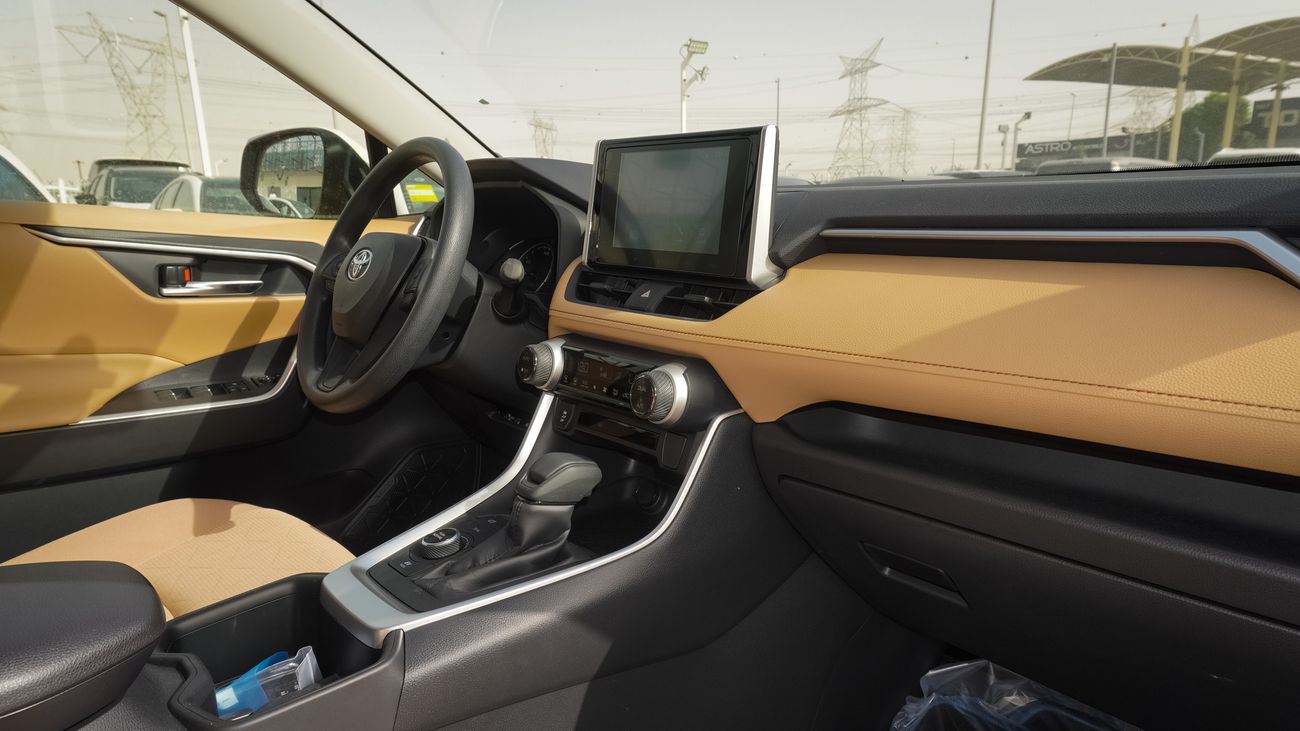 تويوتا راف ٤ AWD  HYBRID