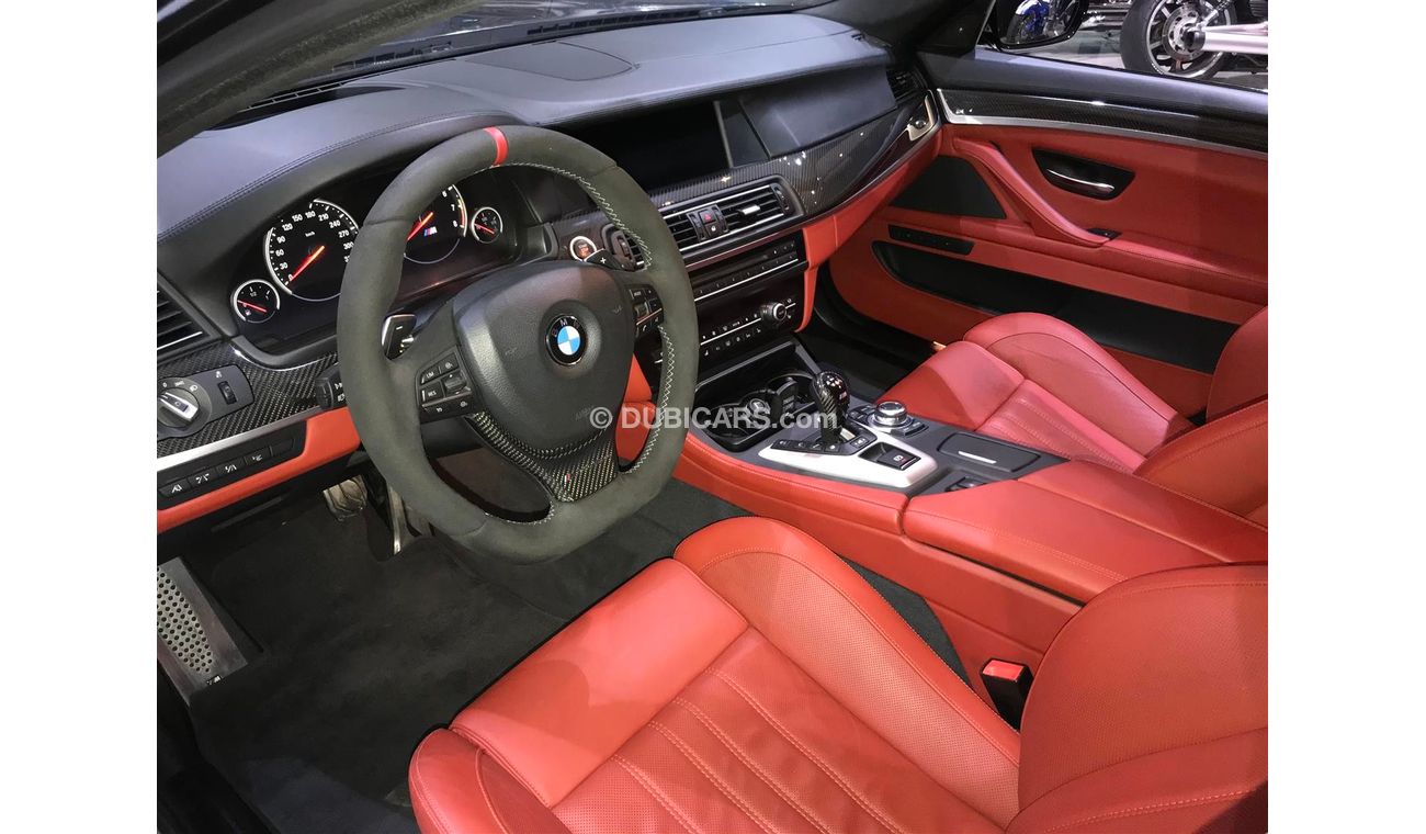 بي أم دبليو M5 - 2012 - GCC - ONE YEAR WARRANTY + FREE SERVICE -Immaculate Condition.