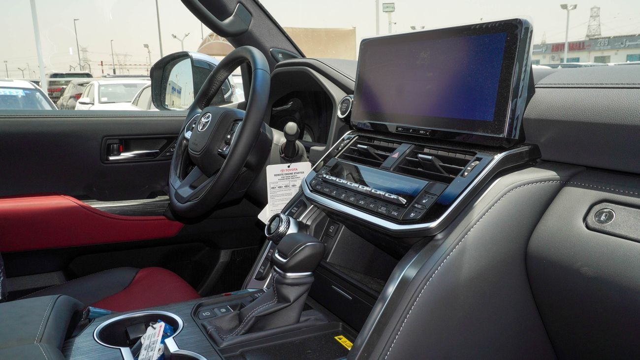 Toyota Land Cruiser VXR  Twin Turbo 3.5 L V6