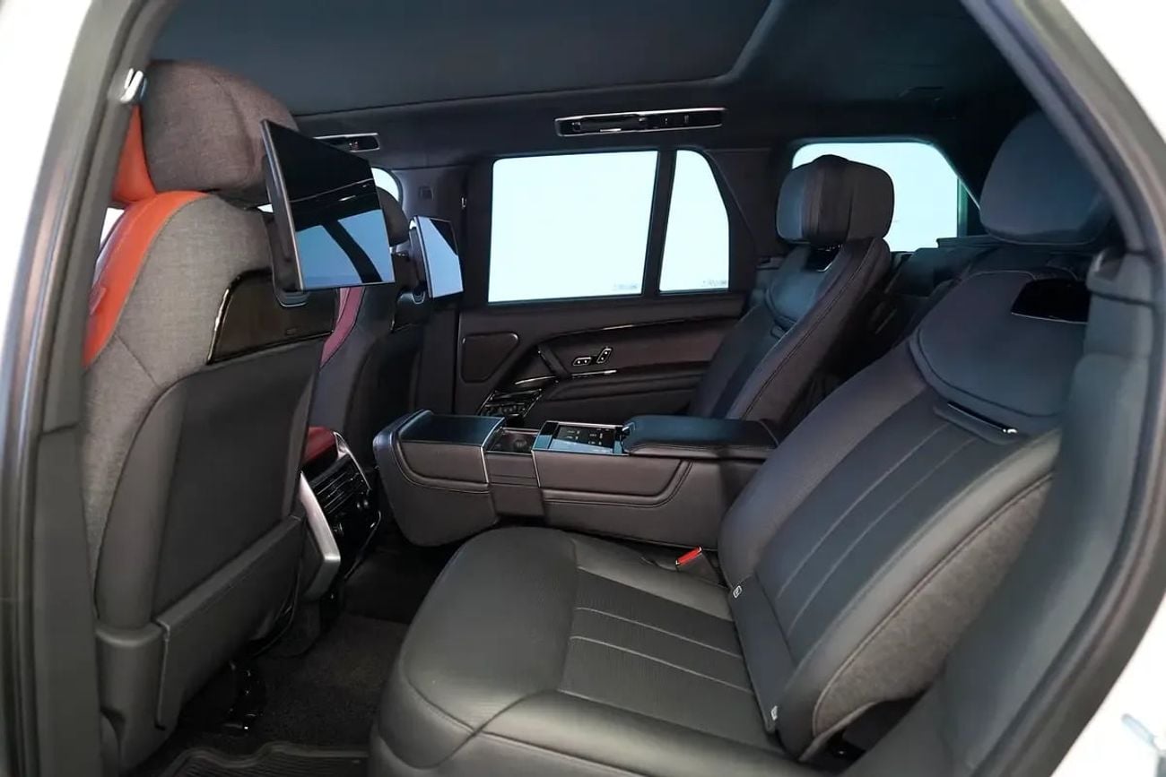 Land Rover Range Rover SV P530