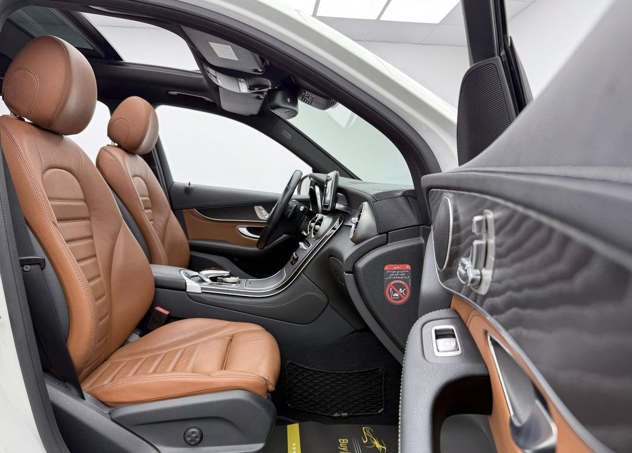 Mercedes-Benz GLC 250 4MATIC 2.0L 2016 Mercedes Benz GLC250 AMG 4MATIC, Service History, Excellent Condition, GCC