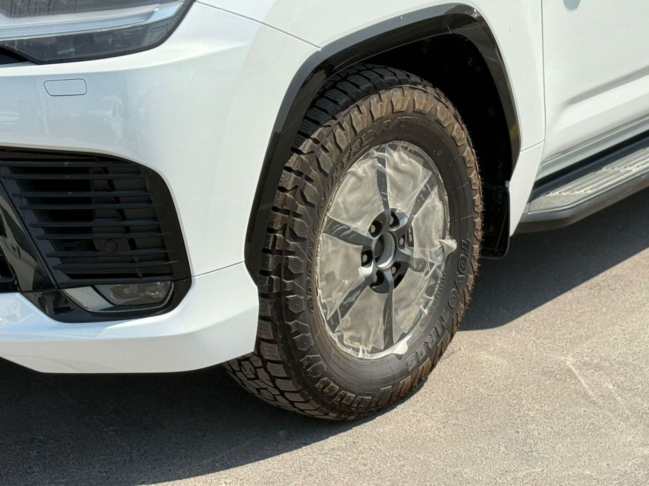 Lexus LX 600 LEXUS LX600 (VJA310) 3.5L SUV 4 WD 5Doors