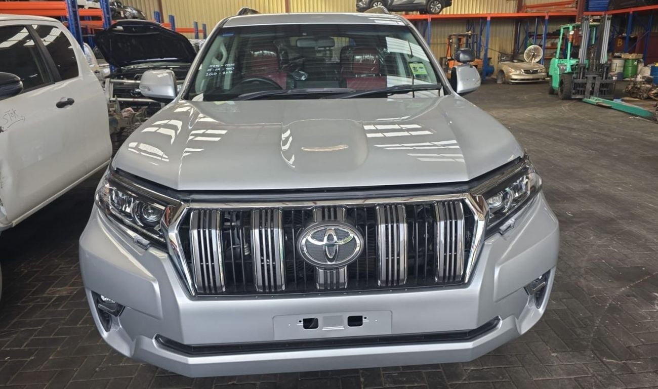 Toyota Prado DIESEL 2.8 LITER ,RIGHT HAND DRIVE