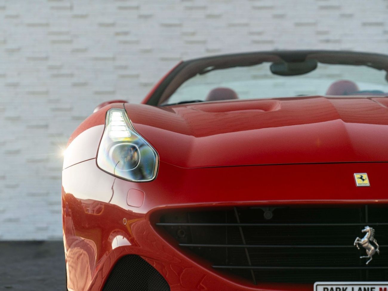 Ferrari California T FERRARI CALIFORNIA T • ONLY 54K KM • 3.9L TURBOCHARGED • OFFICIAL AL TAYER WARRANTY