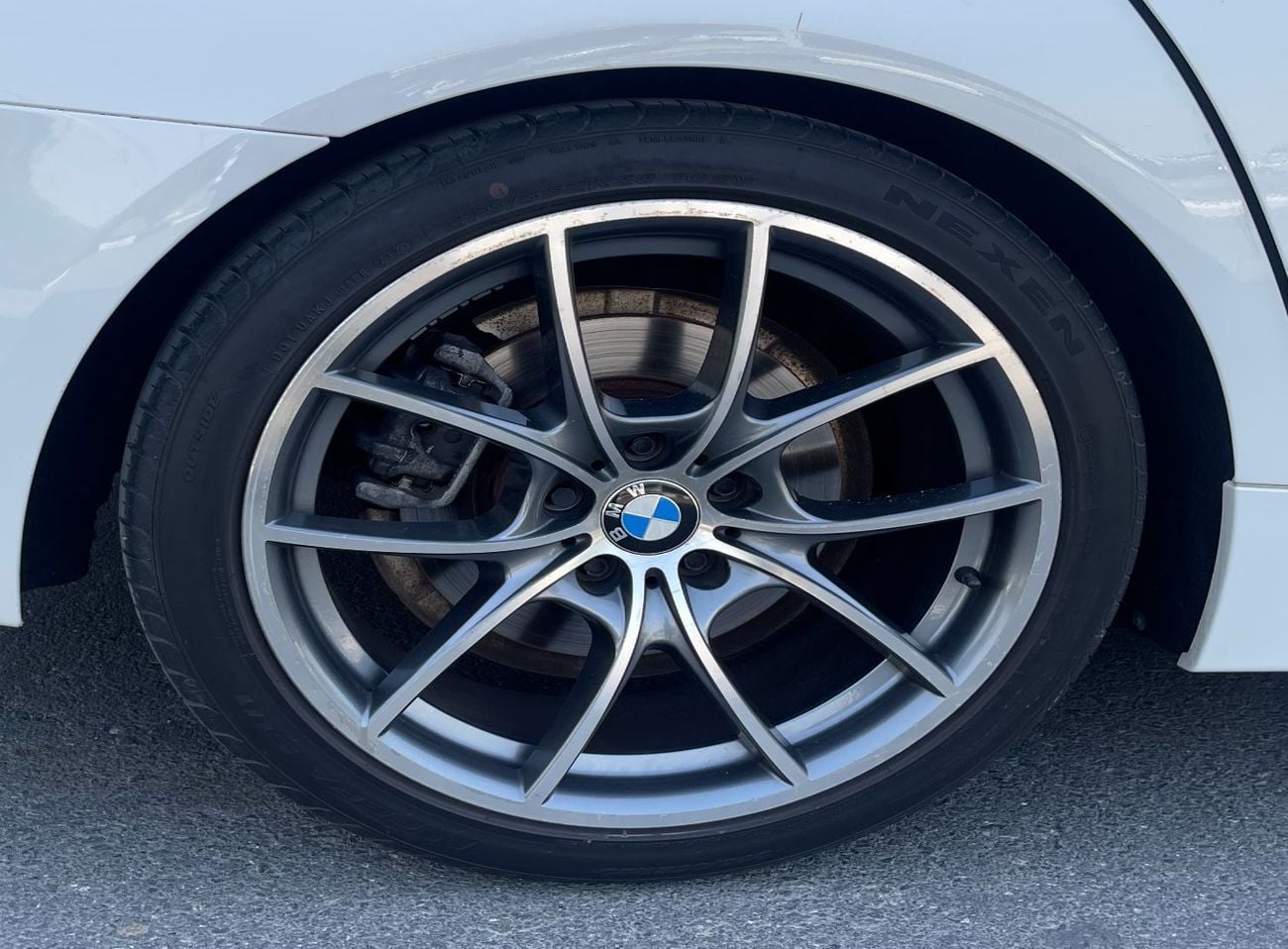بي أم دبليو 528i 3L-6CYL 240HP JAPANESE SPECIFICATION