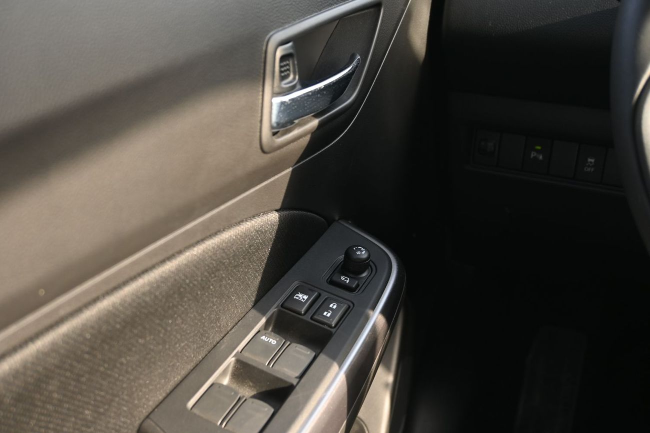 Suzuki Swift GL 1.2L Suzuki Swift 1.2L Petrol, Hatchback, FWD, GCC