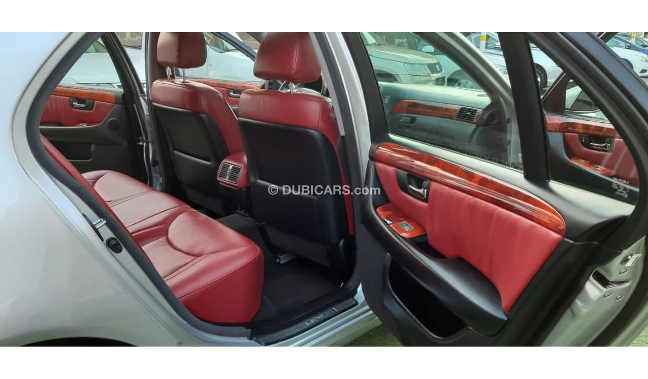 Lexus LS 430 Gulf - number one - slot - leather - sensors - full option in excellent condition do not need any ex