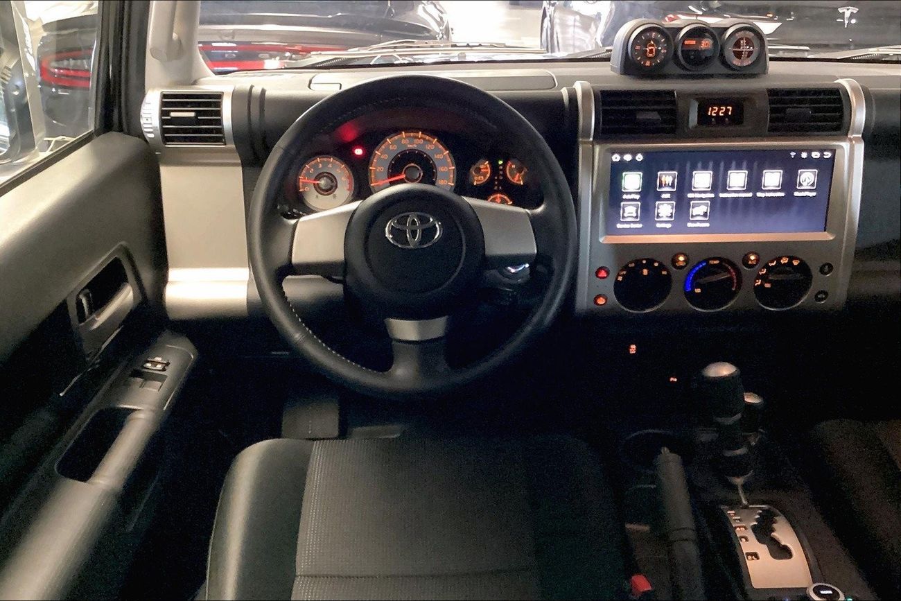 Toyota FJ Cruiser GXR | Guaranteed Warranty | 0 Down Payment