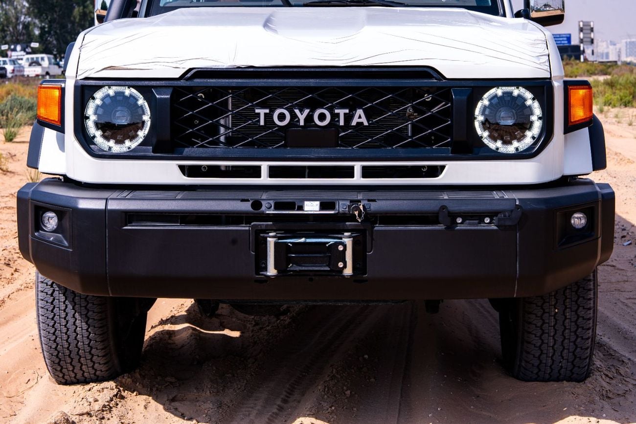 تويوتا لاند كروزر Toyota Land Cruiser 2026 70 Series 76 4.0L 4WD 5-door