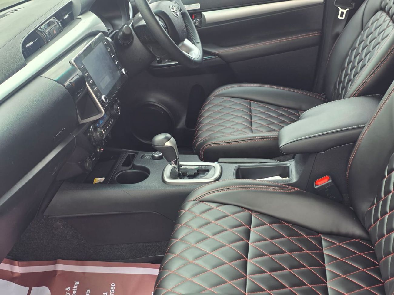 تويوتا هيلوكس RIGHT HAND VEHICLE ONLY FOR EXPORT FULL OPTION