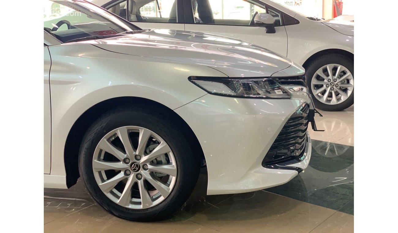 Toyota Camry V4 full option MY2020 ( Warranty 7 Years & Services )