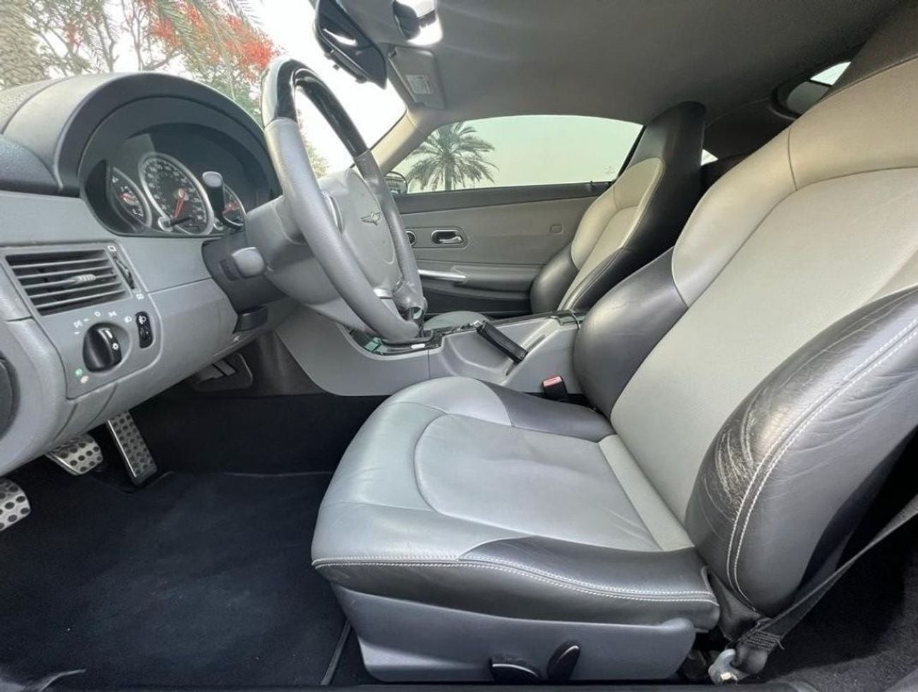 Chrysler Crossfire LIMITED CHRYSLER CROSSFIR 2006 GCC IN LOW MILEAGE