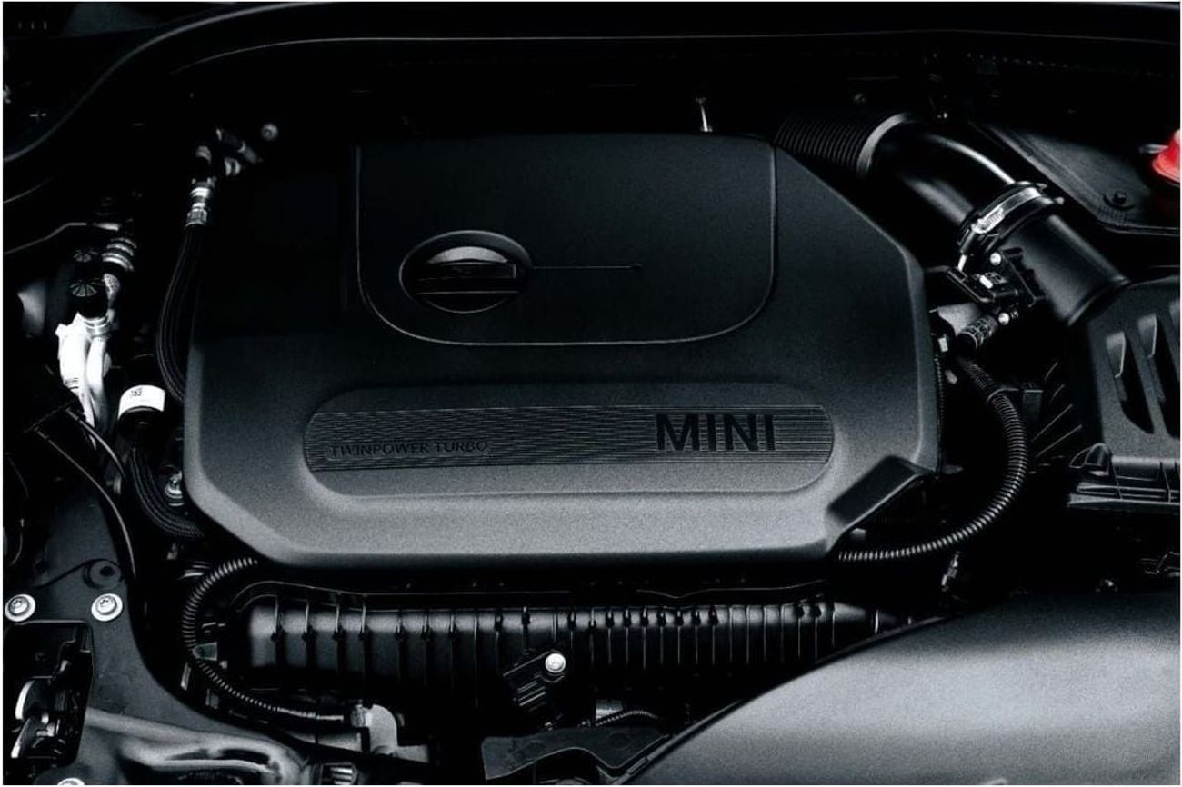 Mini John Cooper Works Works | 2,859 P.M  | 0% Downpayment | LIKE NEW | BARELY DRIVEN!