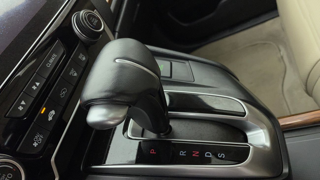 هوندا سي آر في TOURING 2.4 | بدون دفعة مقدمة | اختبار القيادة في المنزل