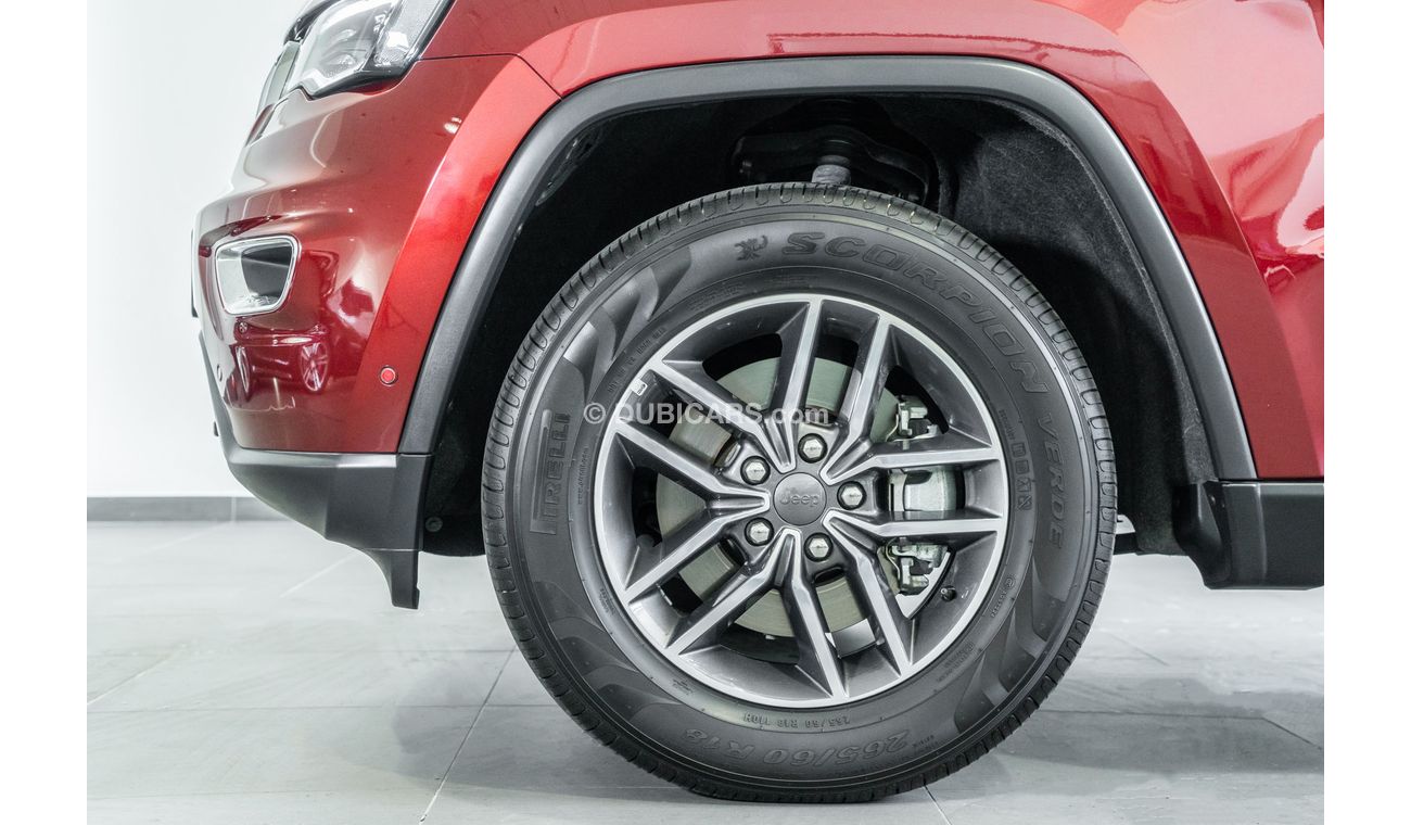 Jeep Grand Cherokee 2019 Jeep Grand Cherokee V6 Limited / Jeep 3-year Service Contract & 5 Year Jeep Warranty!