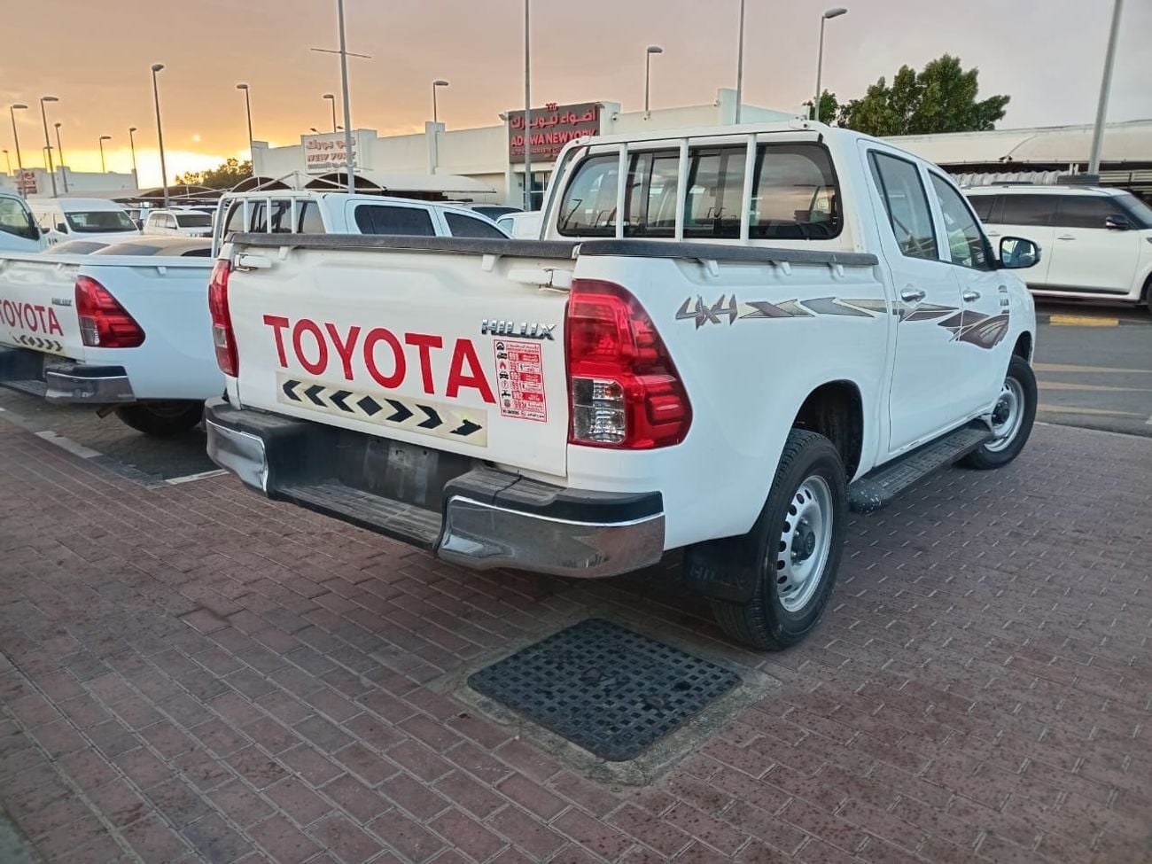 تويوتا هيلوكس DC 2.7L 4WD PETROL MANUAL TRANSMISSION