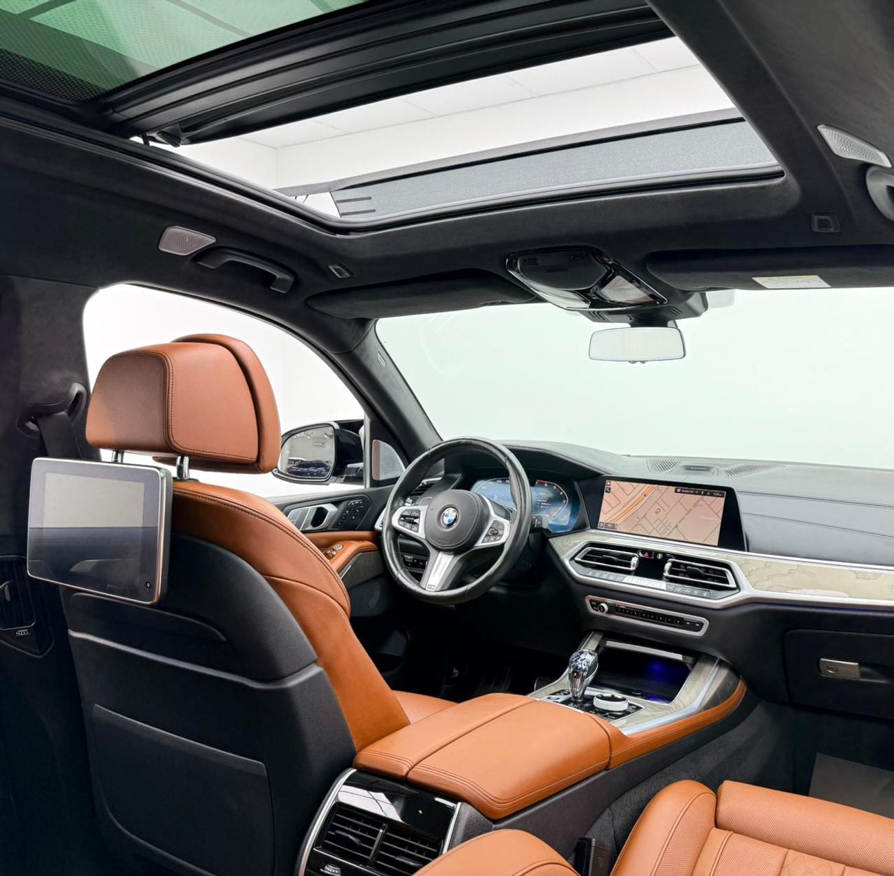 BMW X7 2022 BMW X7 M50i, 2027 BMW Warranty + Service Pack, Full BMW Service History, 7 Seater, GCC
