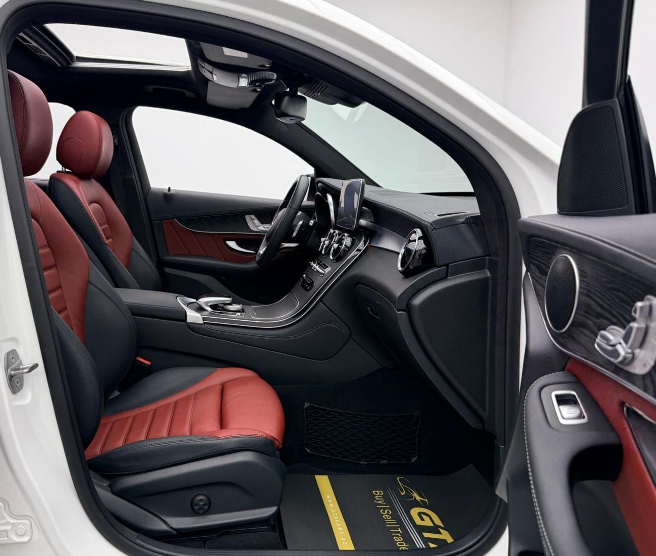 Mercedes Benz GLC 43 AMG STD 2019 Mercedes Benz GLC43 AMG 4MATIC Coupe, Warranty, 2027 GTA Service Pack, Excellent Condition,