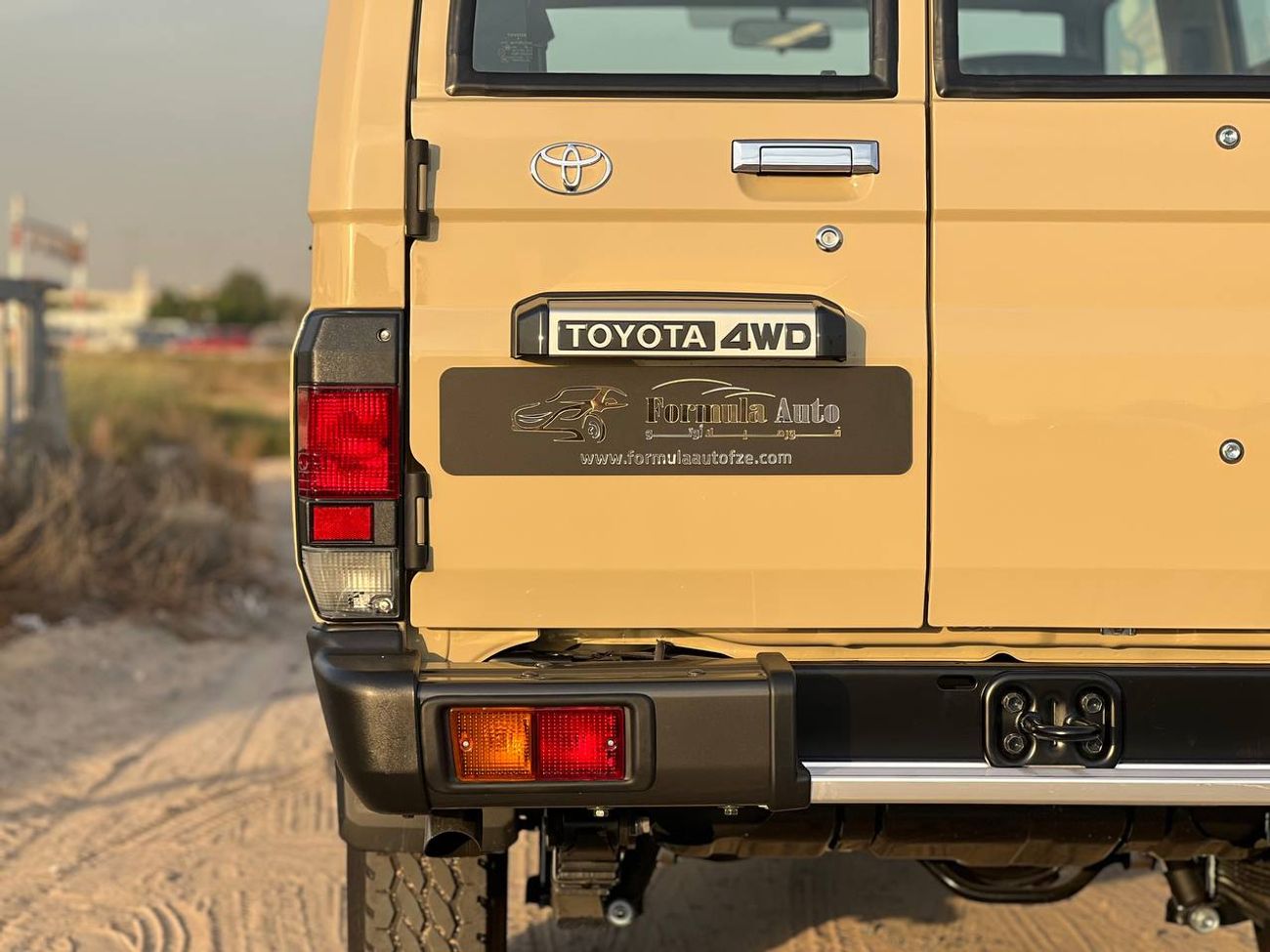 تويوتا لاند كروزر 70 3 DOOR LC78 2.8L DSL A/T // 2025 // STANDARD OPTION WITH MANUAL WINDOWS // SPECIAL OFFER // BY FORMU