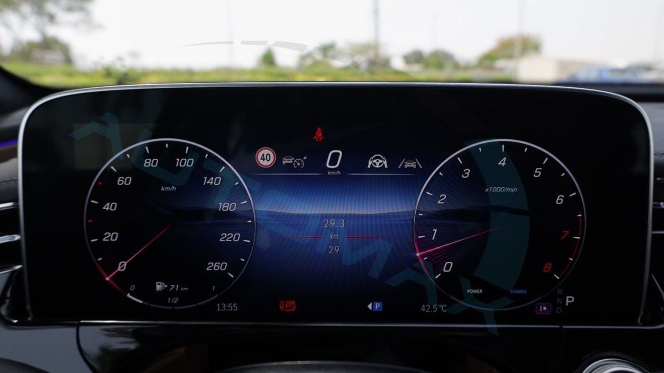 مرسيدس بنز E300 AMG EQ Boost 2.0T RWD 2026 GCC With 2 Years Unlimited Mileage Warranty @Official Dealer