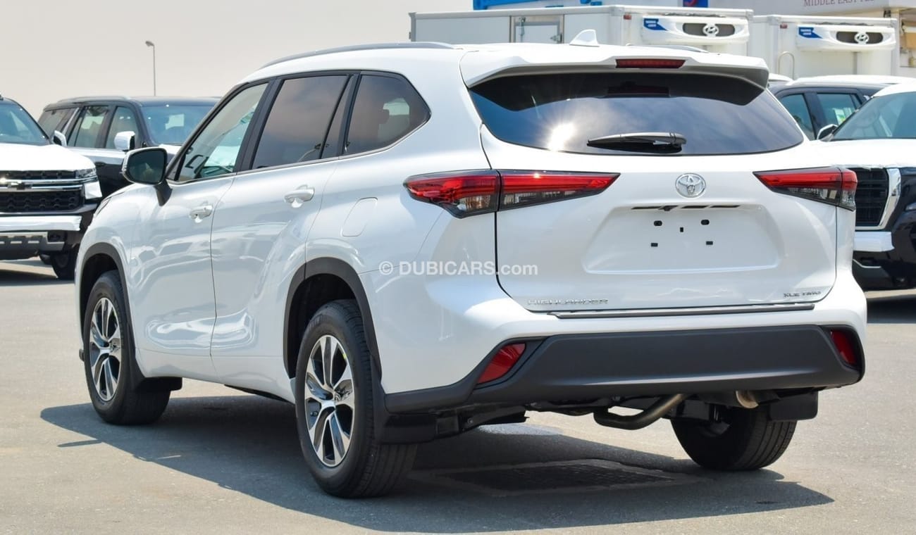 Toyota Highlander XLE AWD. Local Registration +10%