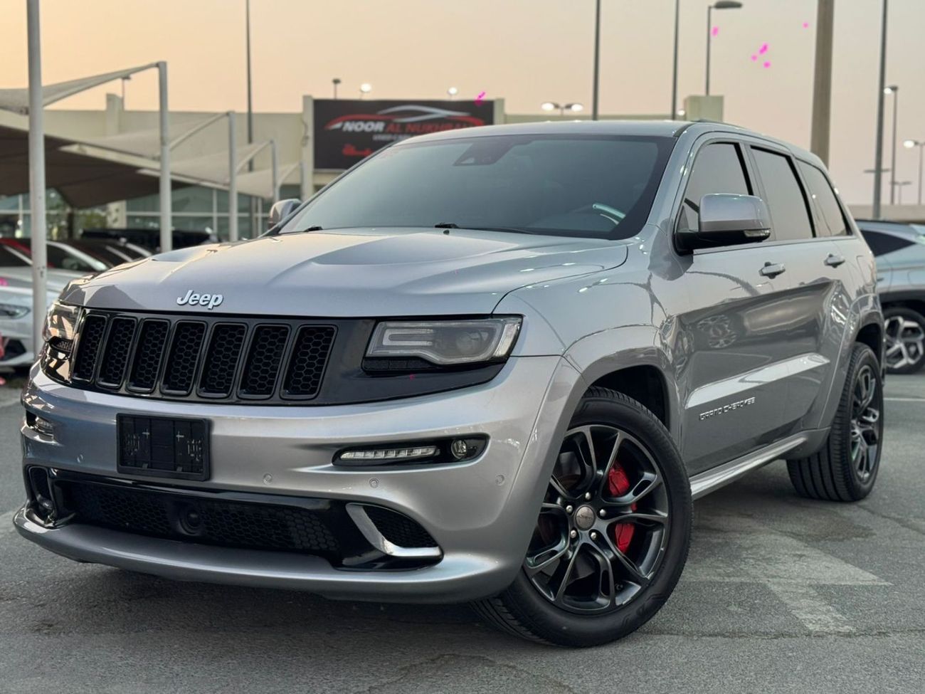 جيب جراند شيروكي SRT 6.4L