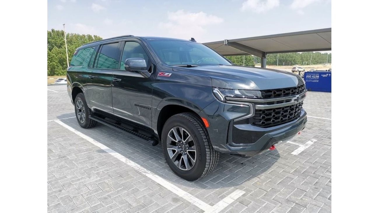 Chevrolet Suburban Chevrolet Z71 Suburban - 2022 - Grey