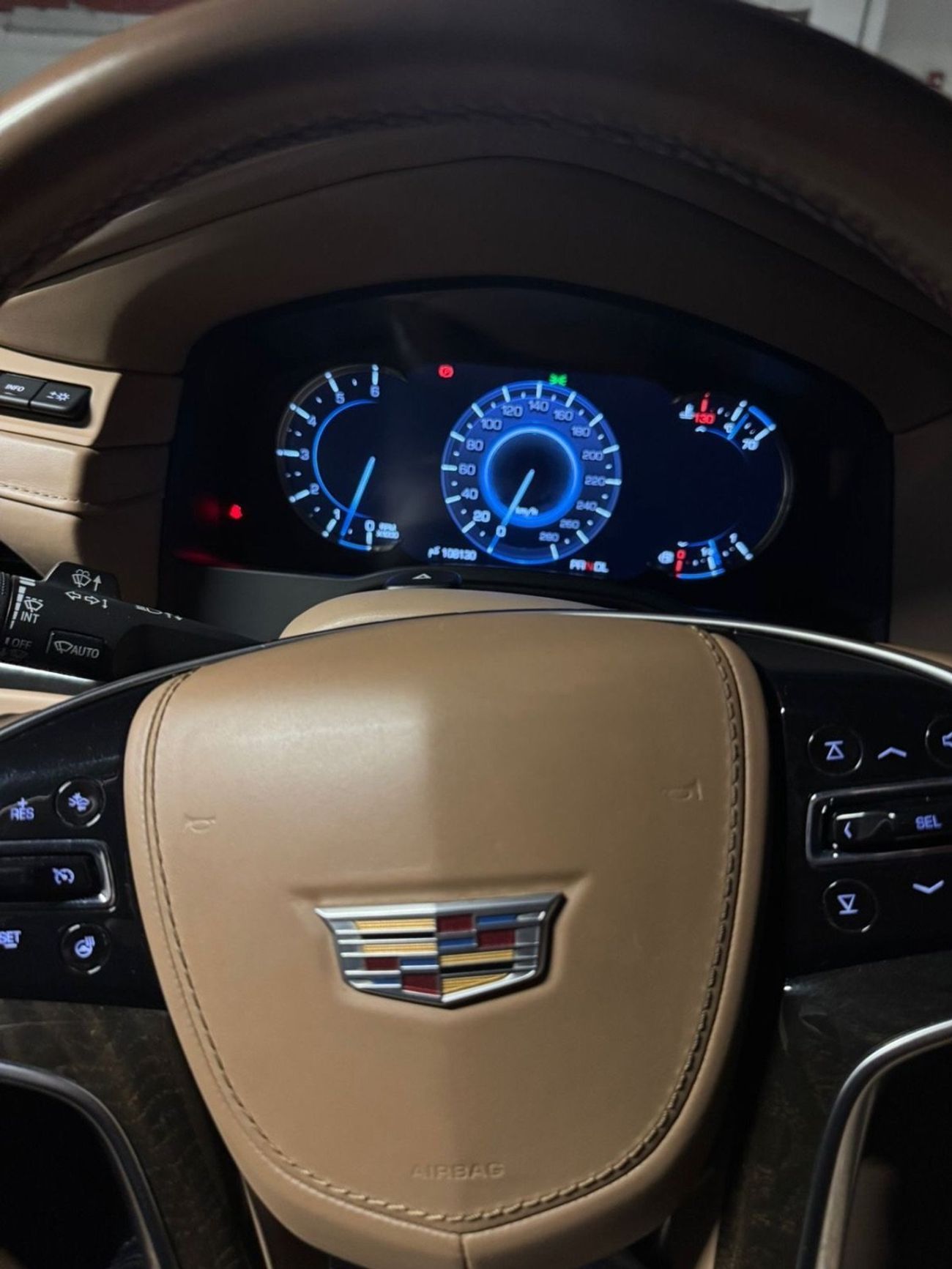 Cadillac Escalade Premium 6.2L