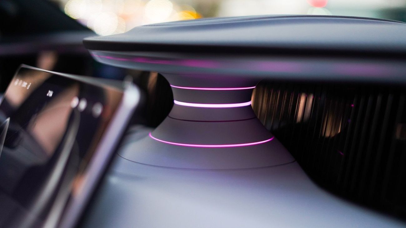 أفاتر 11 Premium AWD